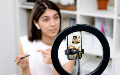 Les 7 étapes pour réussir ta stratégie réseaux sociaux en tant qu’auto-entrepreneuse